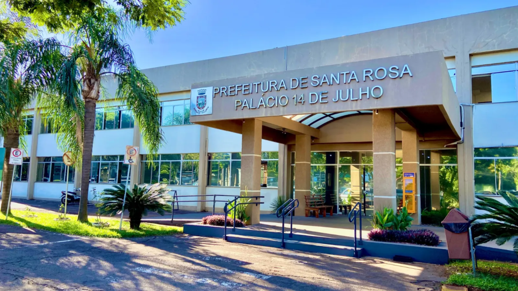 Guaíra - 97.7 - Santa Rosa - RS — Vigilância Sanitária intensificou a coleta de amostras em diferentes pontos do município para análise pela 14ª Coordenadoria Regional de Saúde. Fonte: Jornal Noroeste